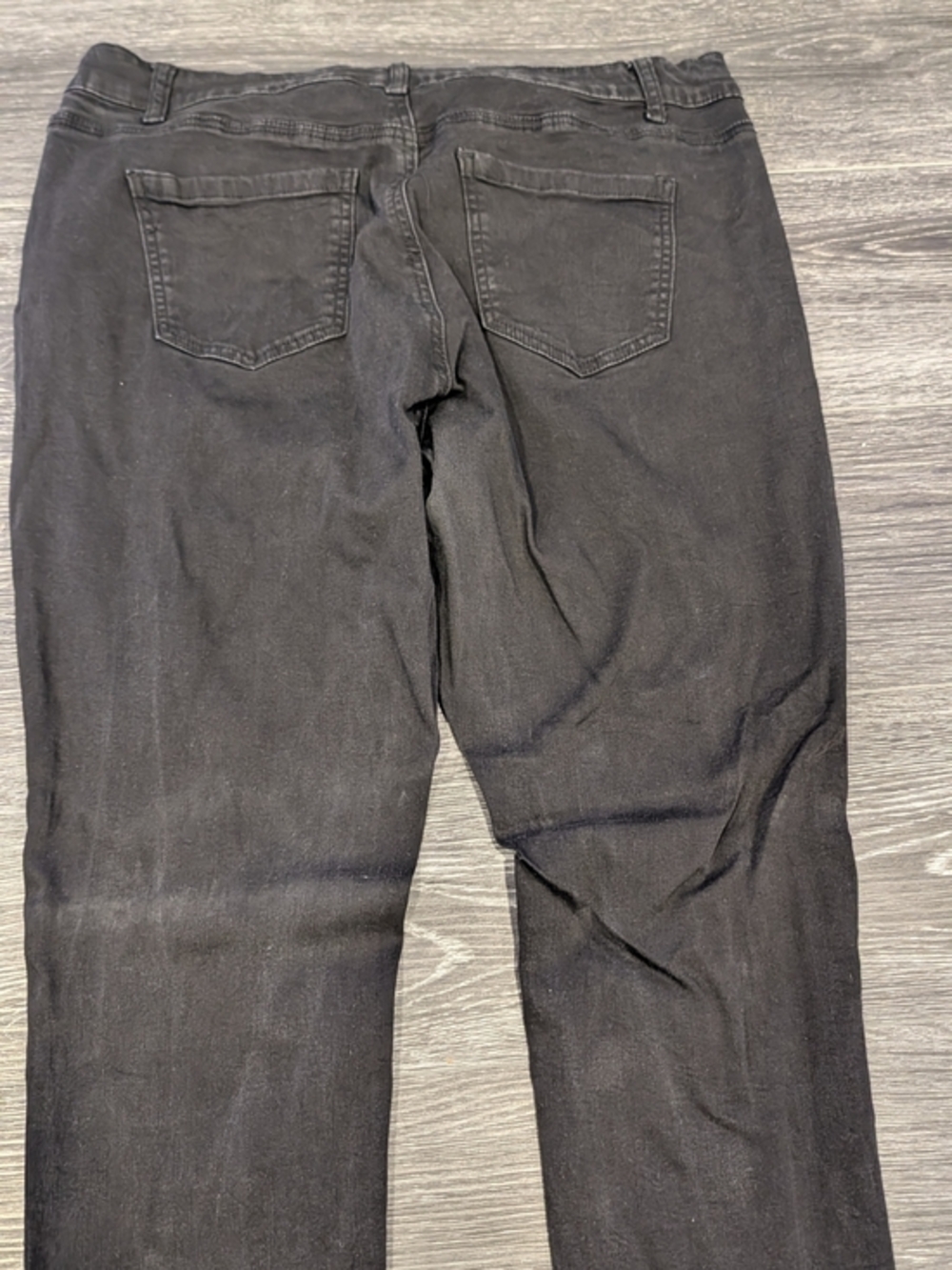 Wax Jean Women's Black Distressed Jeggings